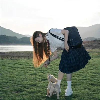 大学新生的秘密生活